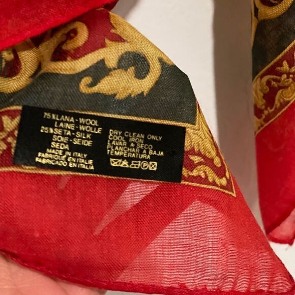 Lilko scarf Lg made in Italy red and gold yellow - Picture 5 of 5